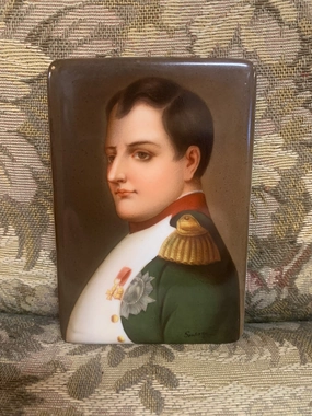19TH CENTURY PORTRAIT PAINTING OF NAPOLEAN ON PORCELAIN - ARTIST SIGNED classic mural painting