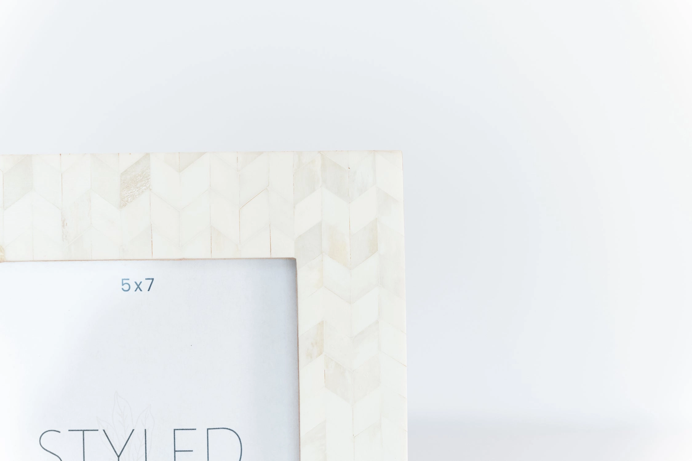 5x7 Herringbone Cream Frame