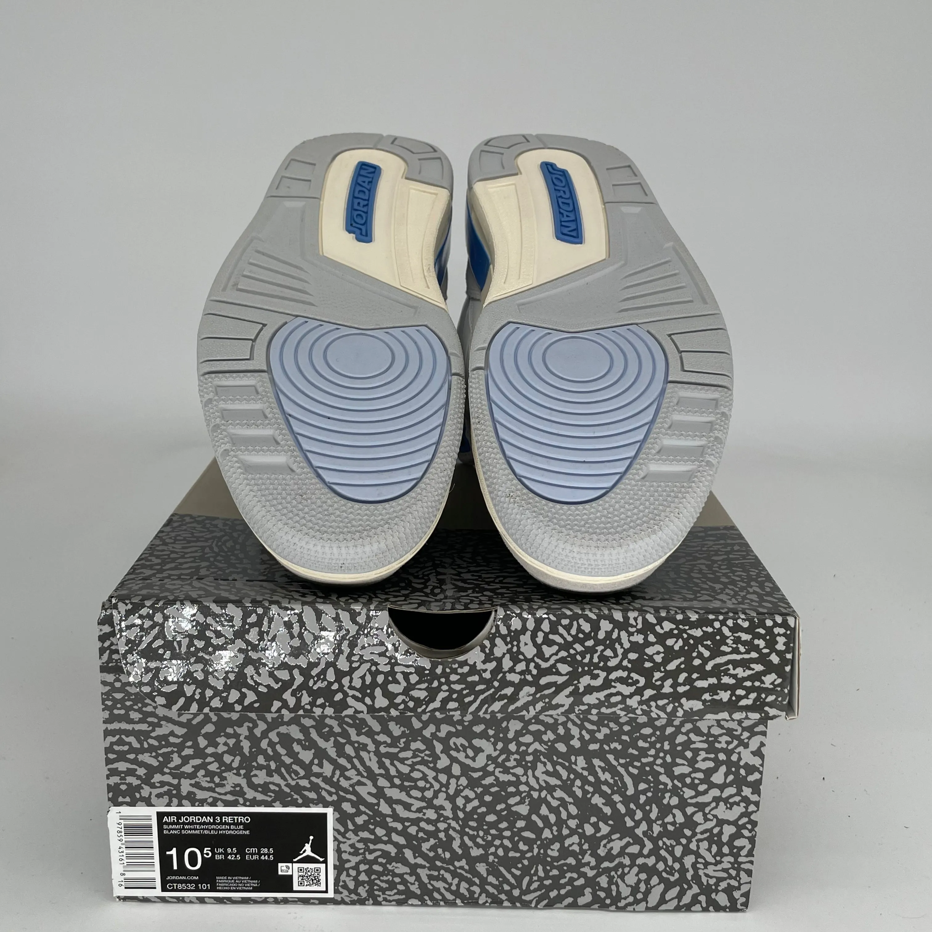 AIR JORDAN 3 GLÜCKSHOSE GRÖßE 10.5 CT8532-101