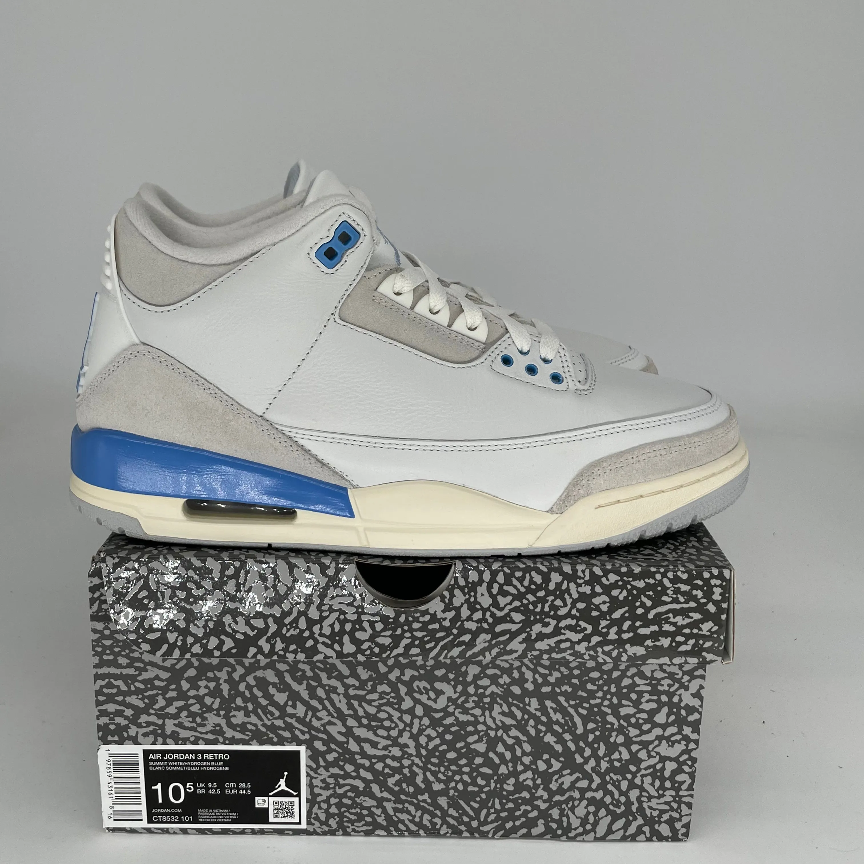 AIR JORDAN 3 GLÜCKSHOSE GRÖßE 10.5 CT8532-101