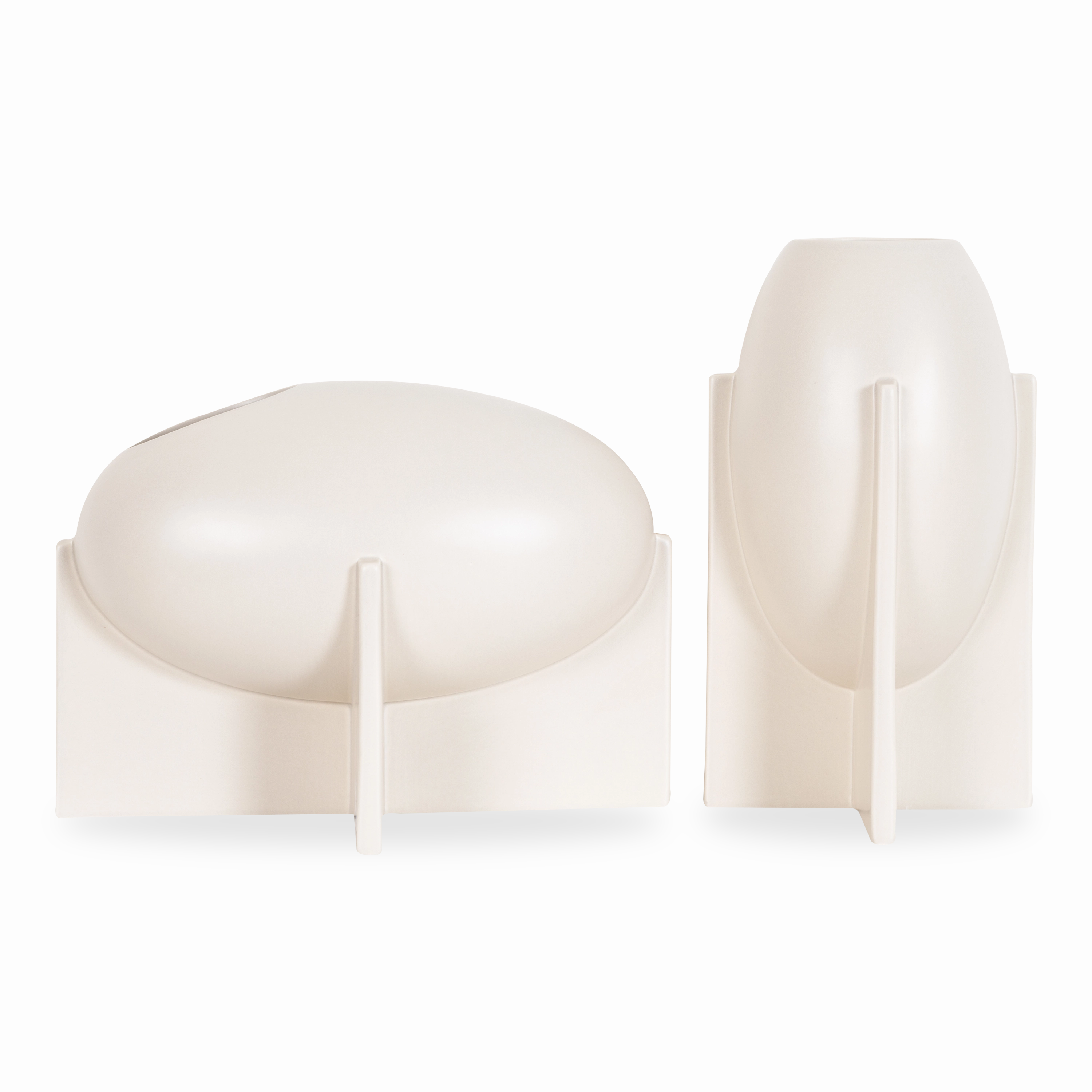 Amara Vase elegant wall decor
