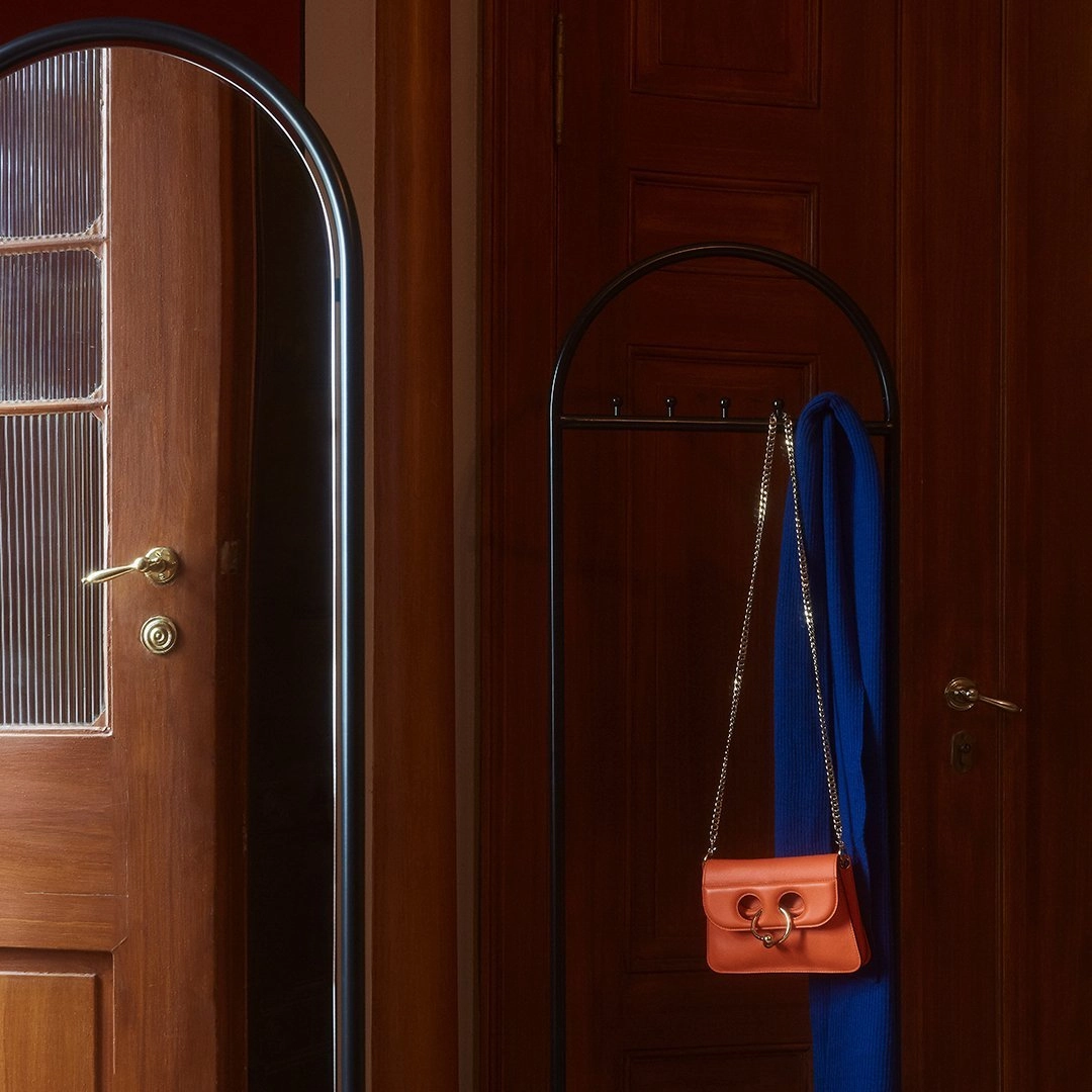 Angui Clothes Rack