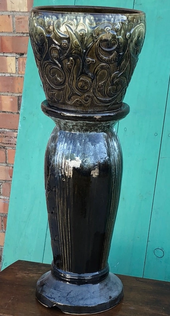 AS FOUND GREEN  POTTERY JARDINIERE AND PEDESTAL AS FOUND
