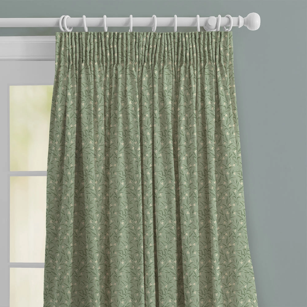 Bell Meadow Printed Cotton Fabric Verdure