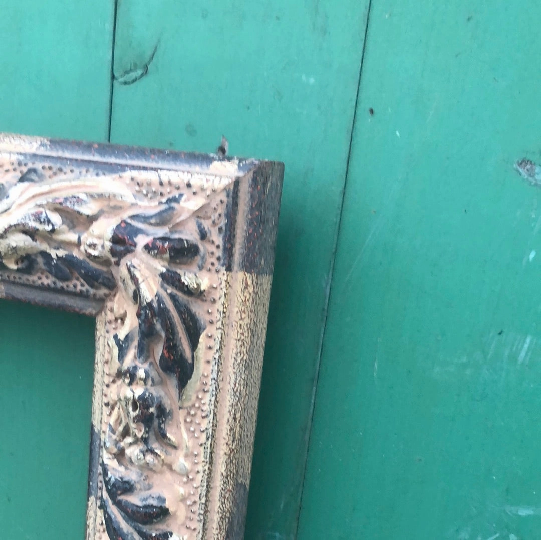 BLACK AND GOLD ORNATE FRAME