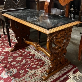 BLACK MARBLE TOP FACE CARVED WALNUT TRESTLE COFFEE TABLE interior room decor