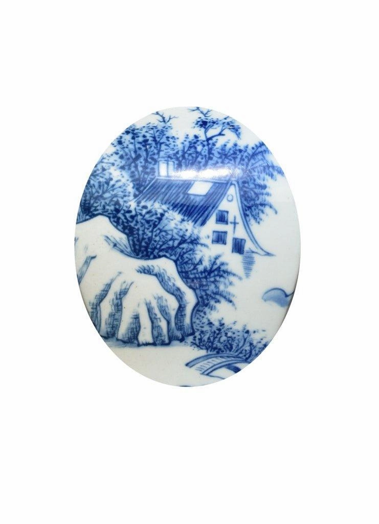 Blue and White Porcelain Rectangle Jar with Lid
