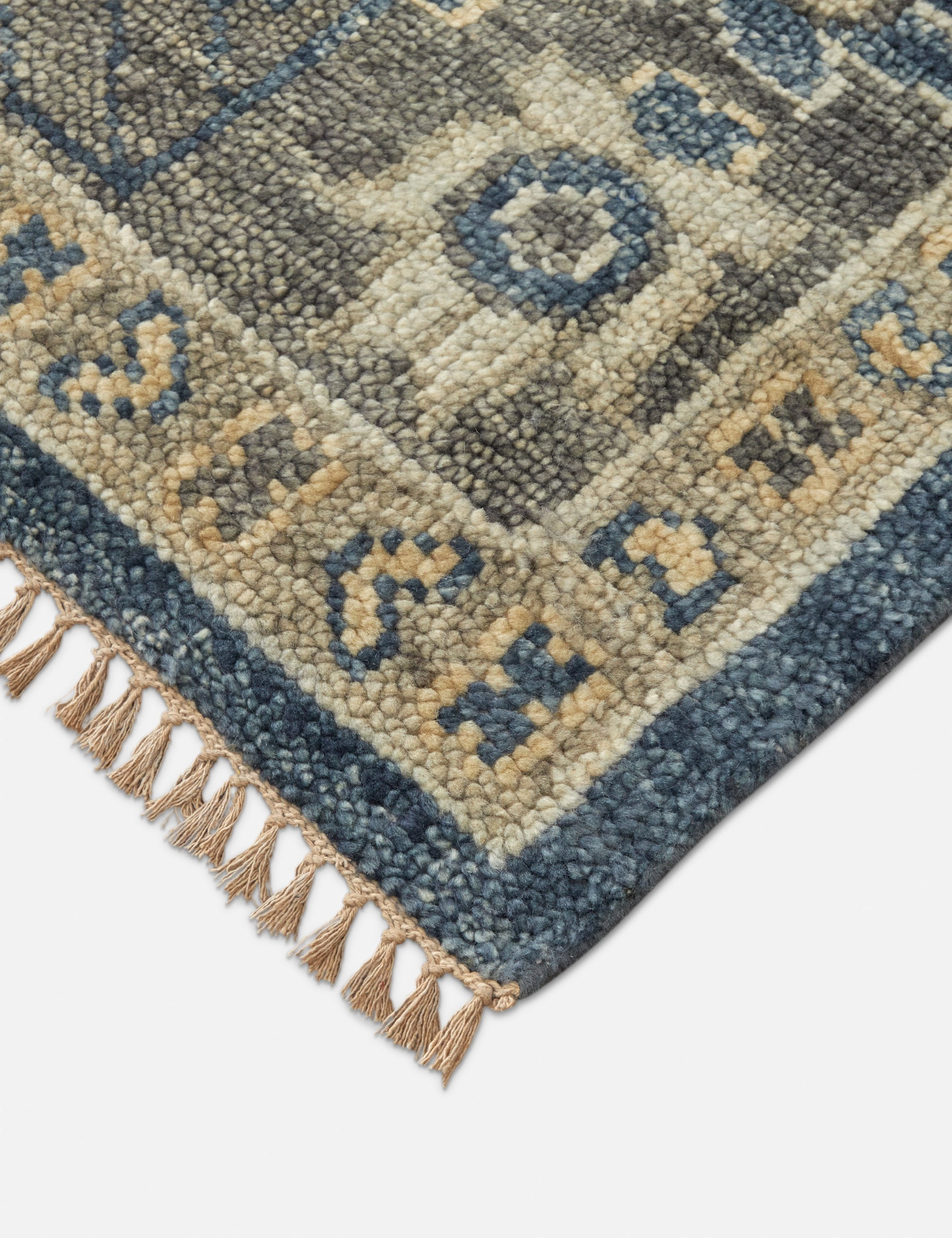 Bridger Hand-Knotted Wool Rug