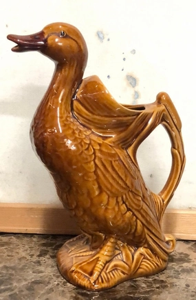 BROWN MAJOLICA DUCK PITCHER interior room decor