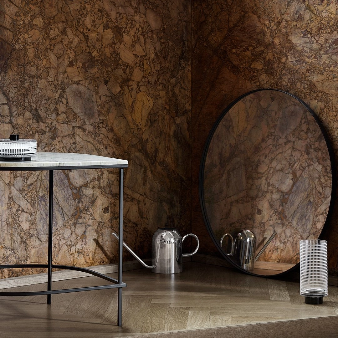 Circum Mirror