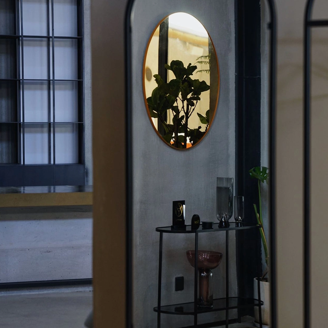 Circum Mirror