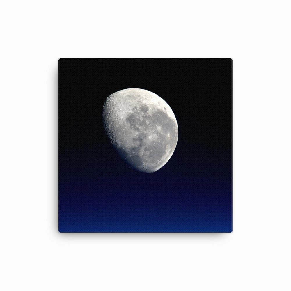 Close-up crescent moon - Canvas