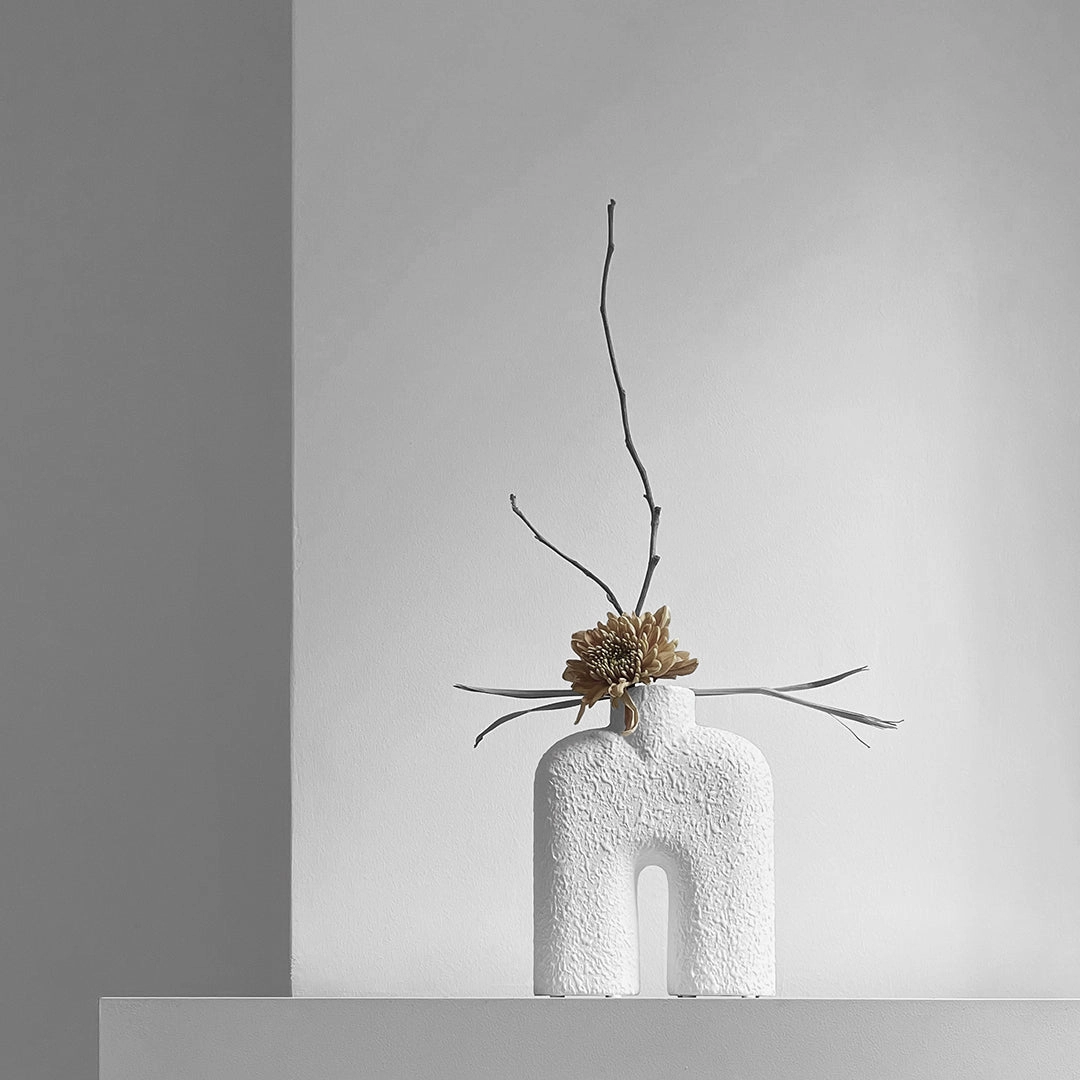 Cobra Tall Vase