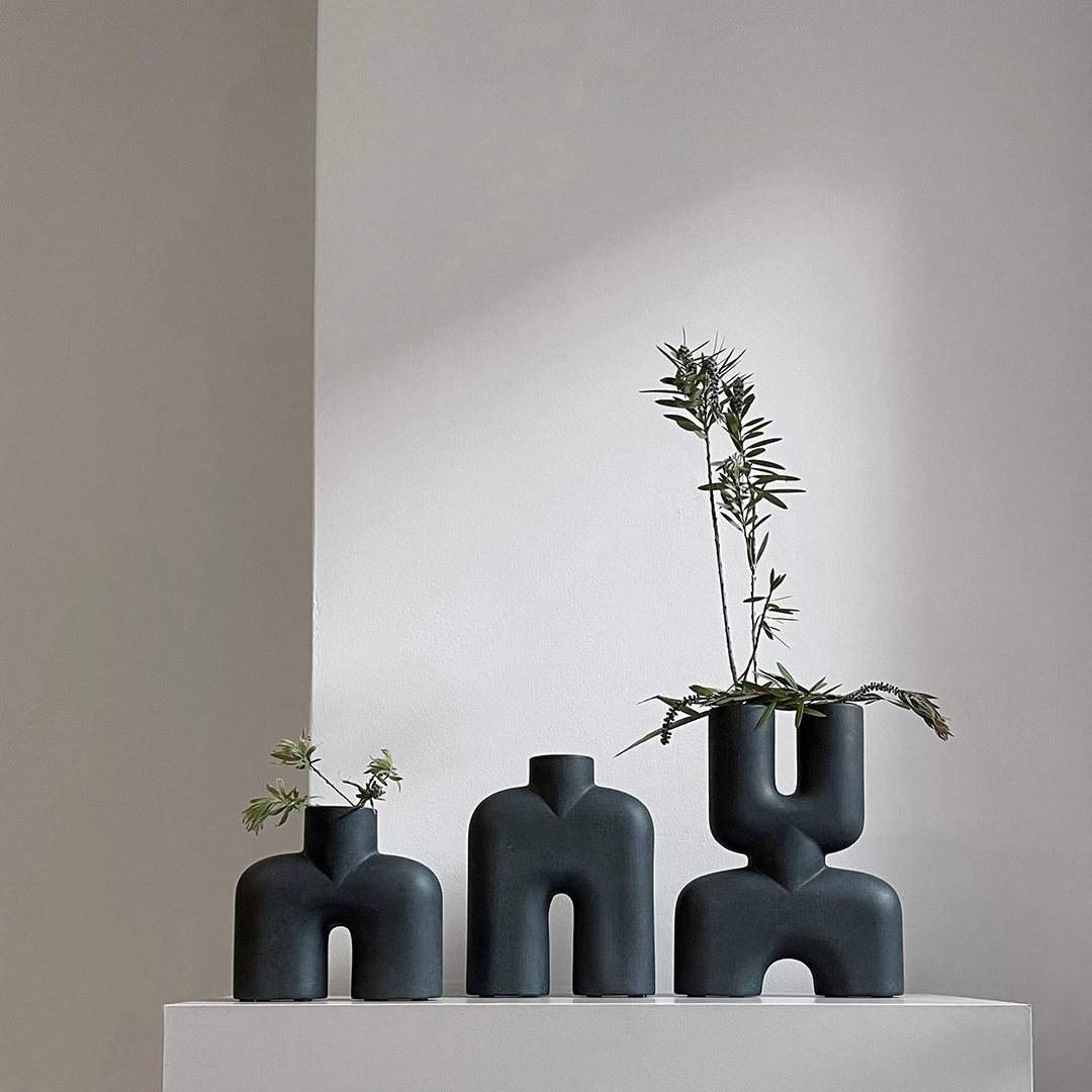 Cobra Tall Vase
