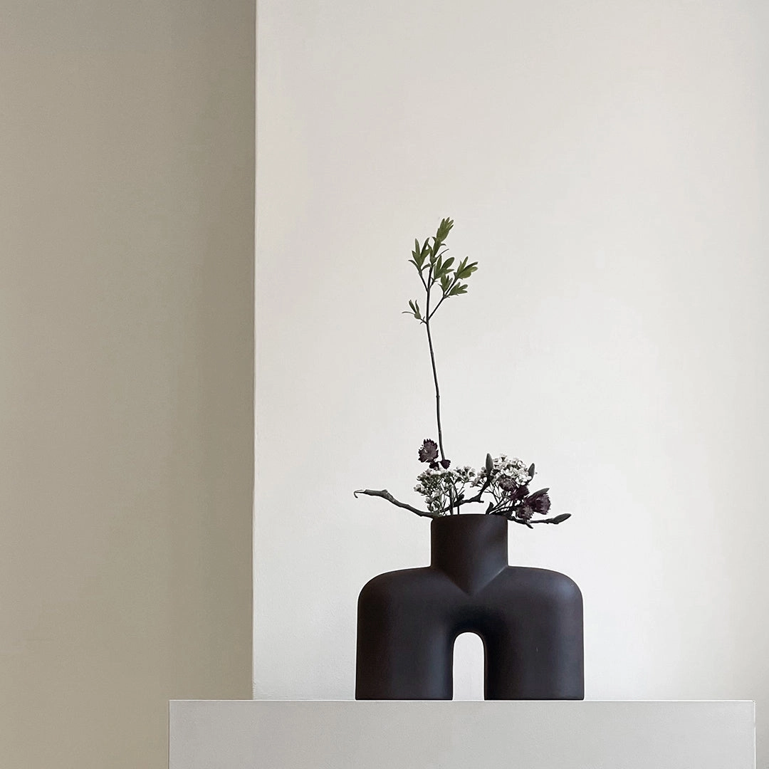 Cobra Uno Vase