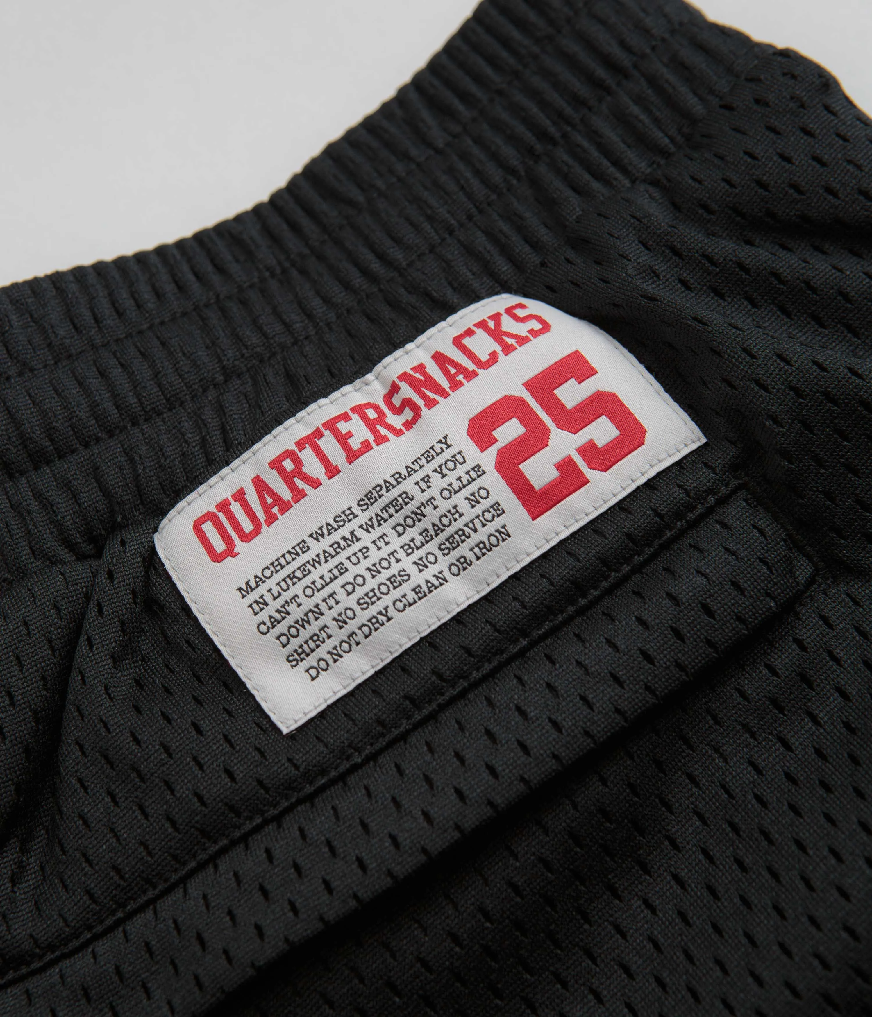 Converse x Quartersnacks Shorts - Converse Schwarze Converse Schuhe
