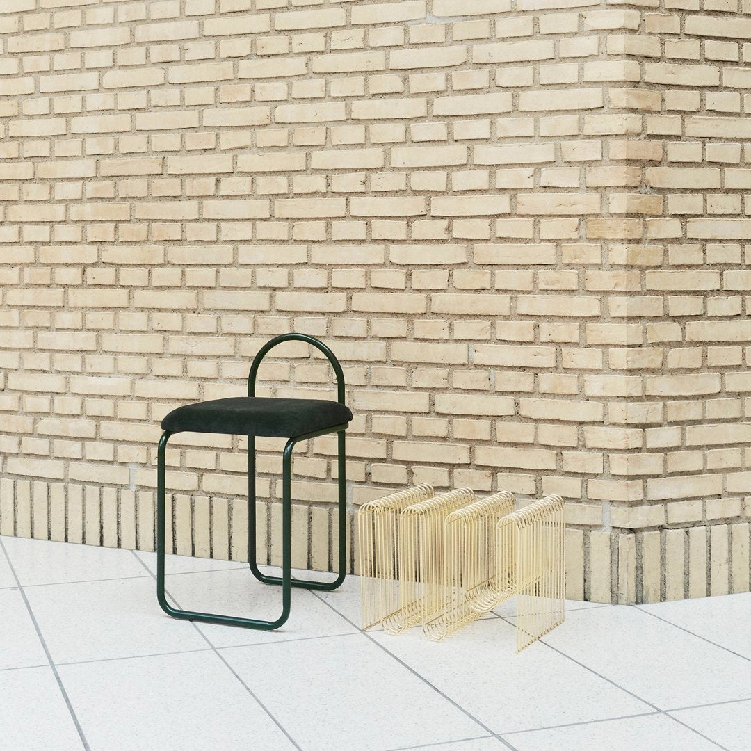 Curva Magazine Holder