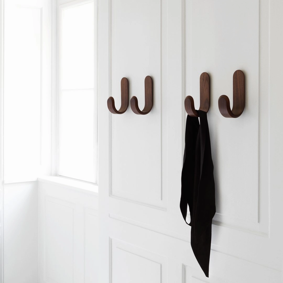 Curve Hook