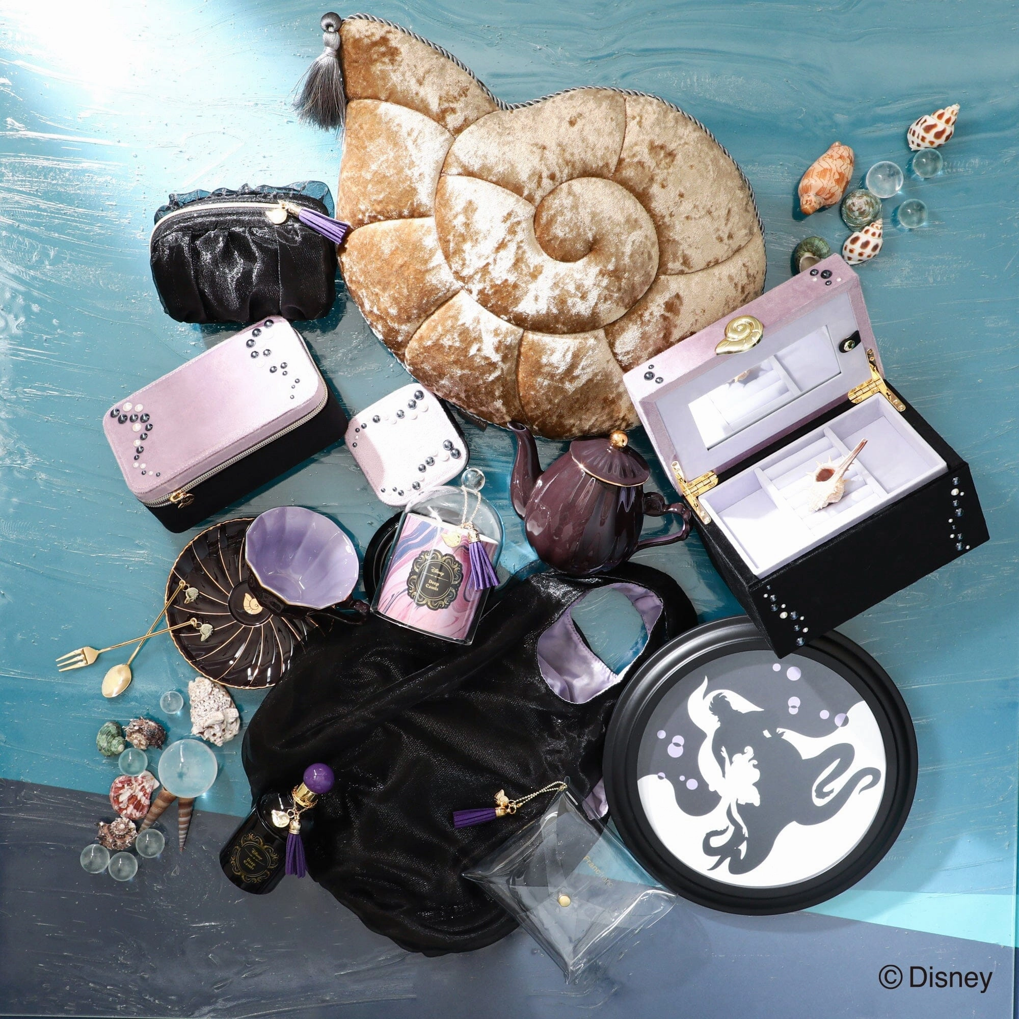 Disney Villains Night Ursula Artboard Small