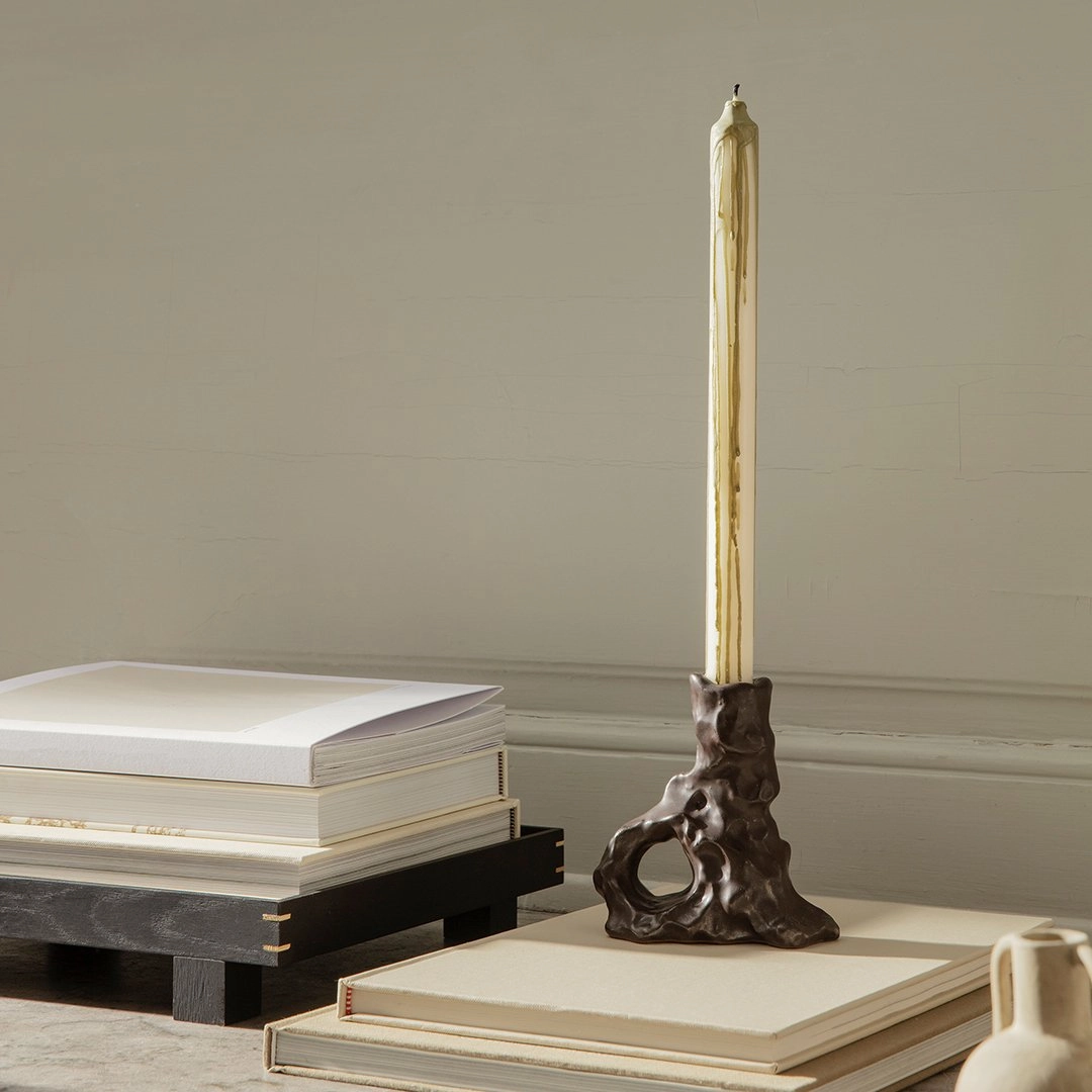 Dito Candle Holder