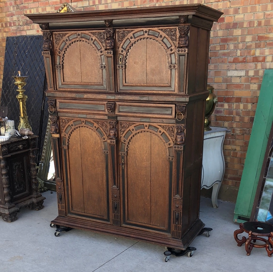 EARLY RENAISSANCE CABINET WITH 4 ARCHED DOORS AND EBONY INLAY