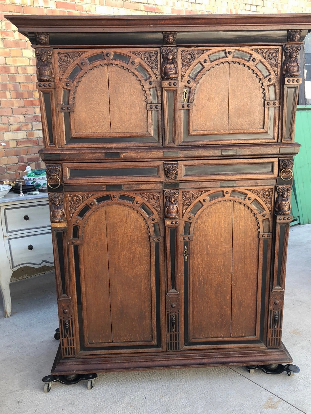 EARLY RENAISSANCE CABINET WITH 4 ARCHED DOORS AND EBONY INLAY