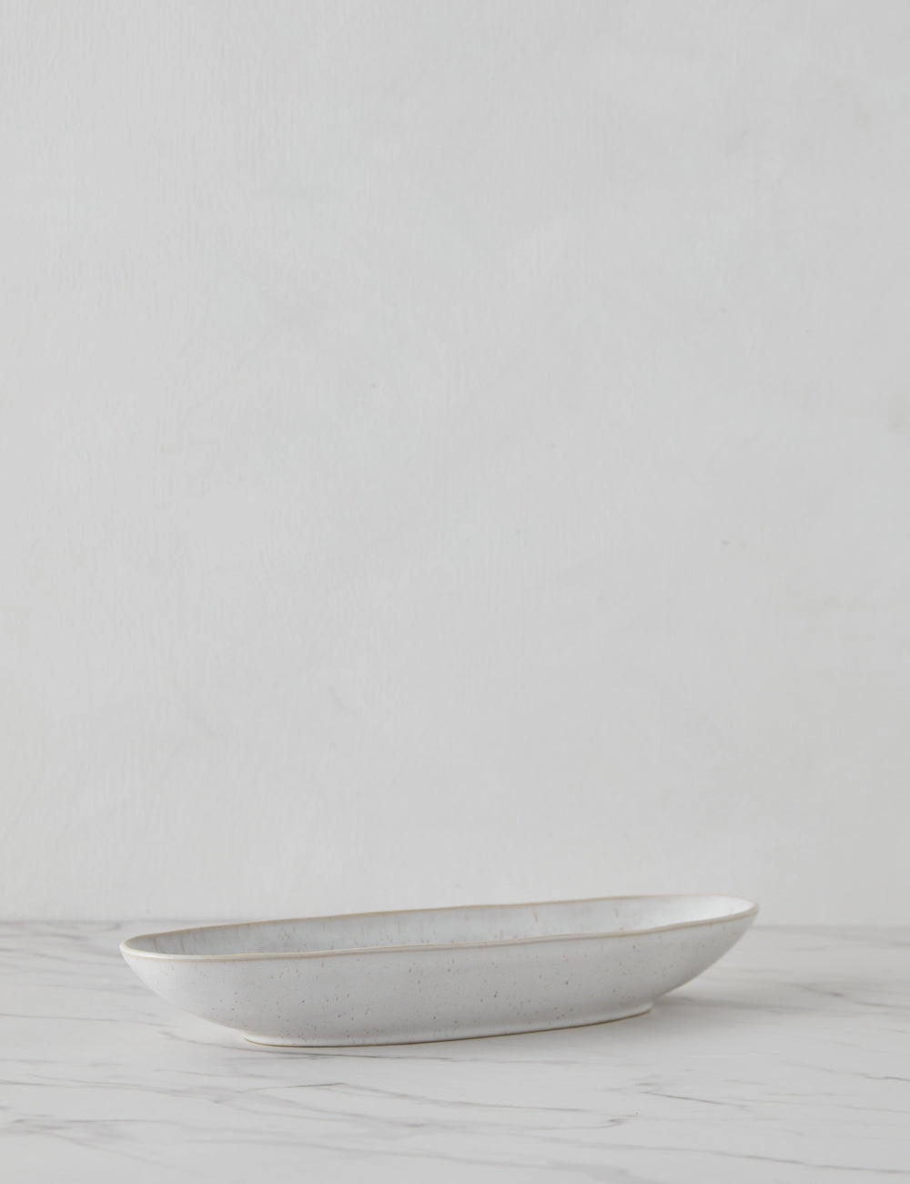 Eivissa Oval Serving Platte by Casafina