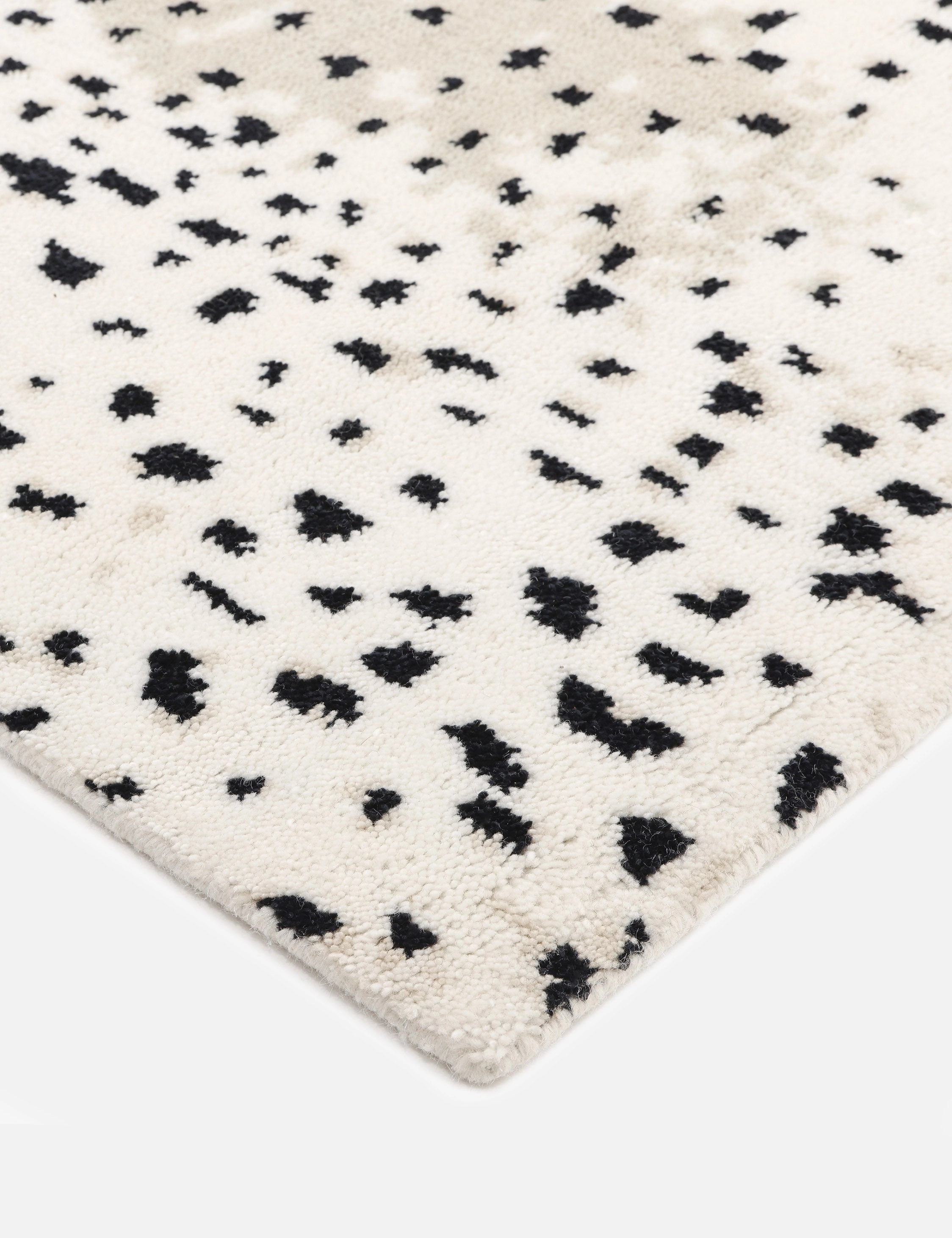 Esmarie Hand-Knotted Wool Rug