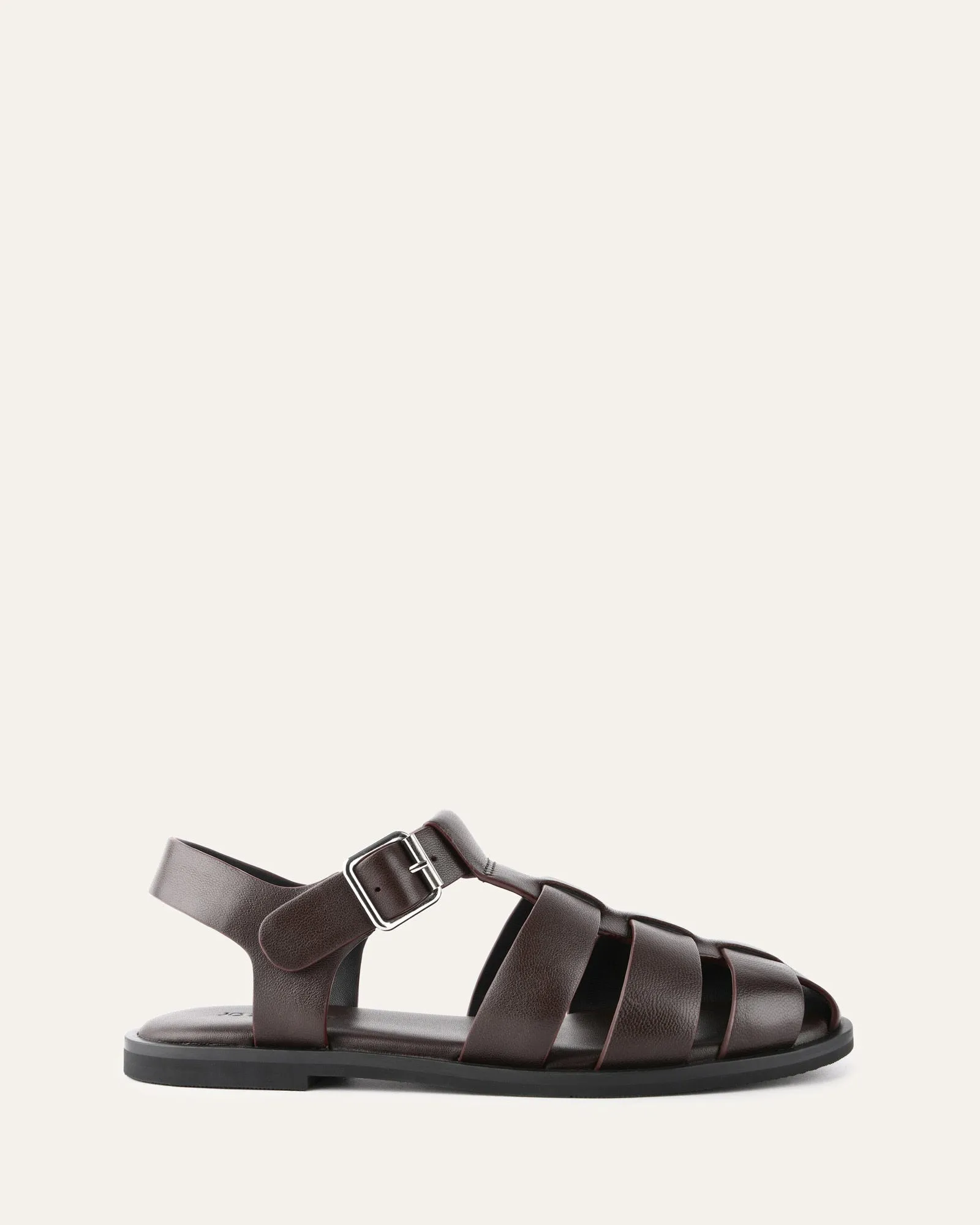 FINN FLACHE SANDALEN AUS SCHOKOBRAUNEM LEDER