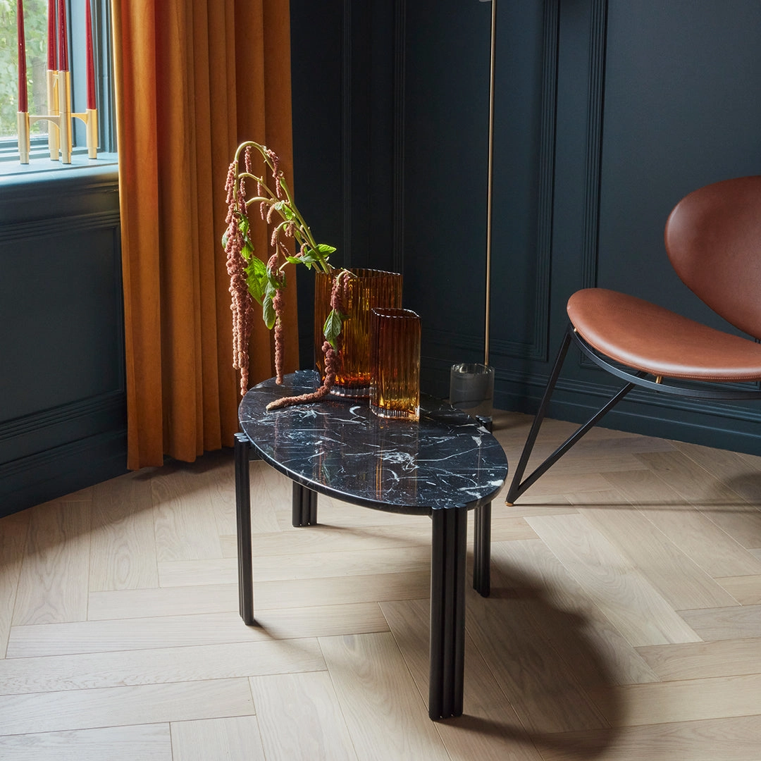 Folium Vase - Large (Order Quantity: 2)