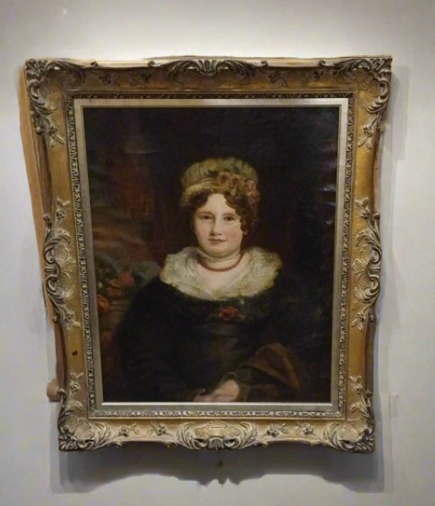 FRAMED OIL PAINTING OF A LADY IN A BONNET classic mural painting