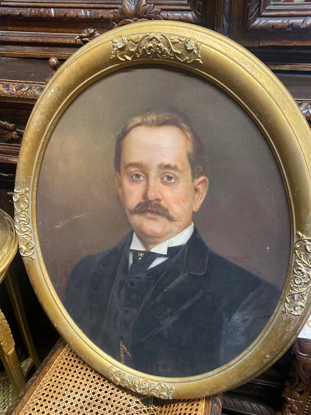 GILT FRAMED OIL PAINTING OF A MUSTACHED ENGLISH CHAP classic mural painting