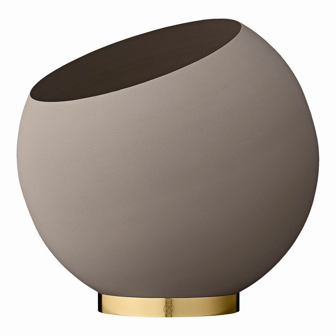 Globe Flowerpot (Order Quantity: 1)