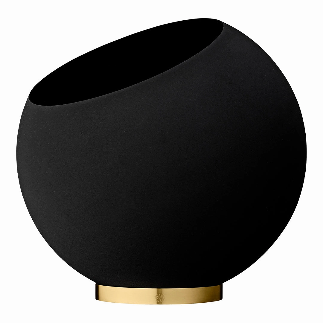 Globe Flowerpot (Order Quantity: 1)