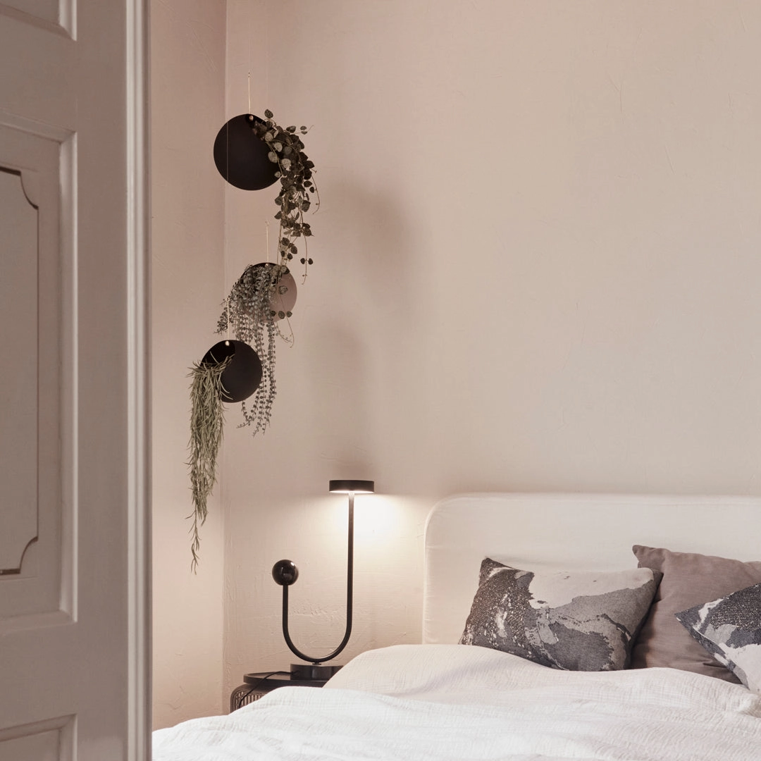 Globe Hanging Flowerpot - Large (Order Quantity: 2)
