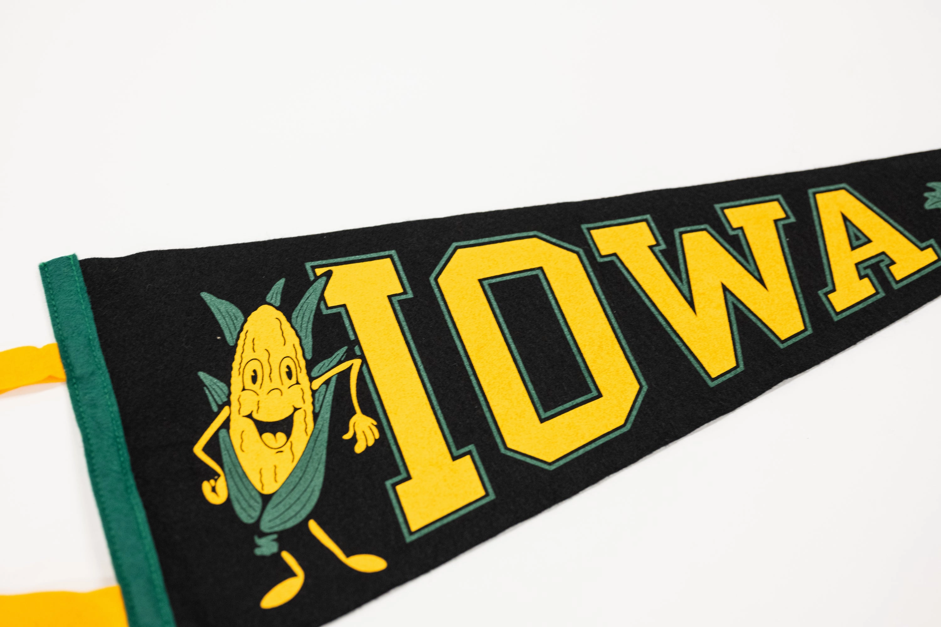 Iowa Pennant: Vintage Style Wall Pennant
