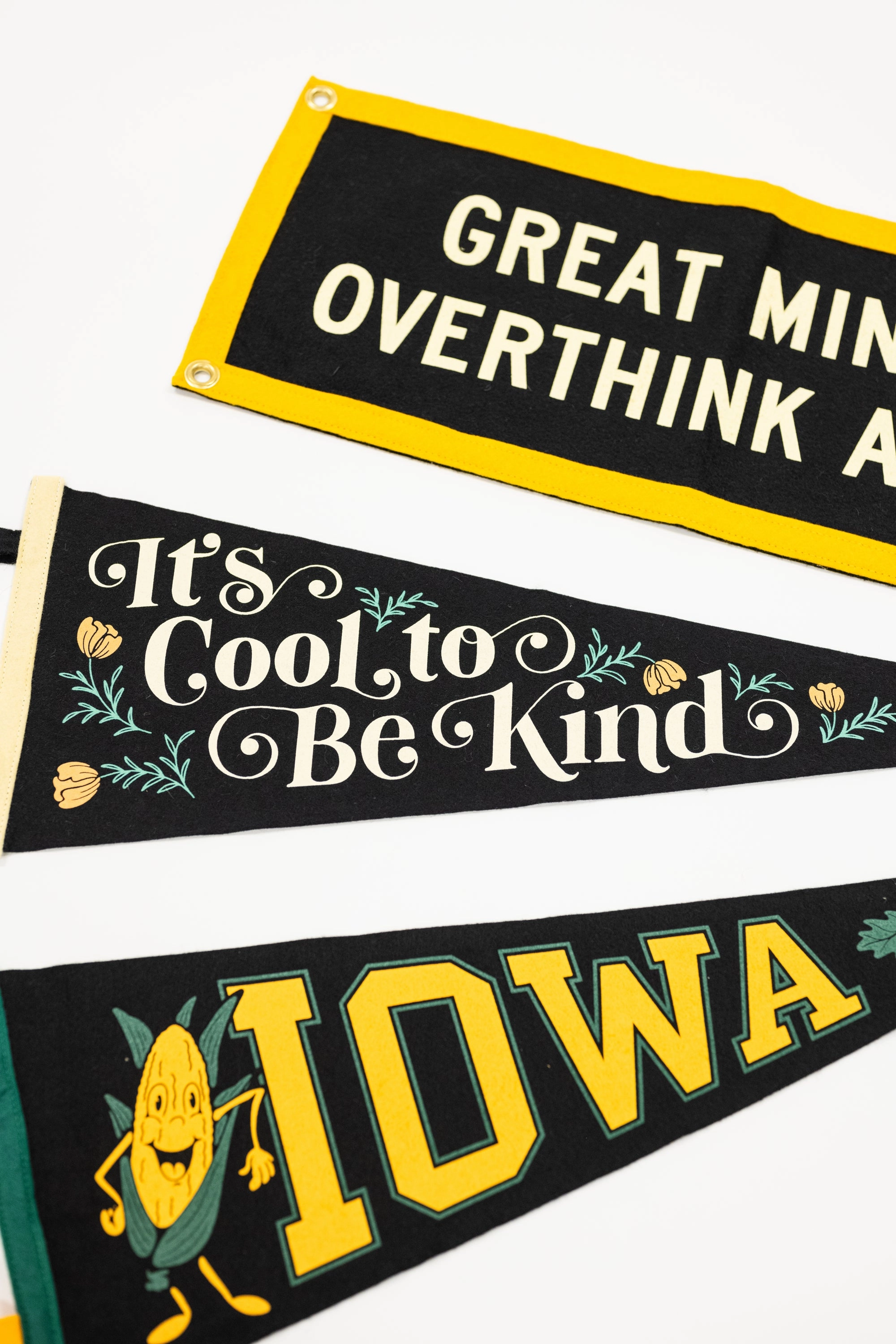 Iowa Pennant: Vintage Style Wall Pennant