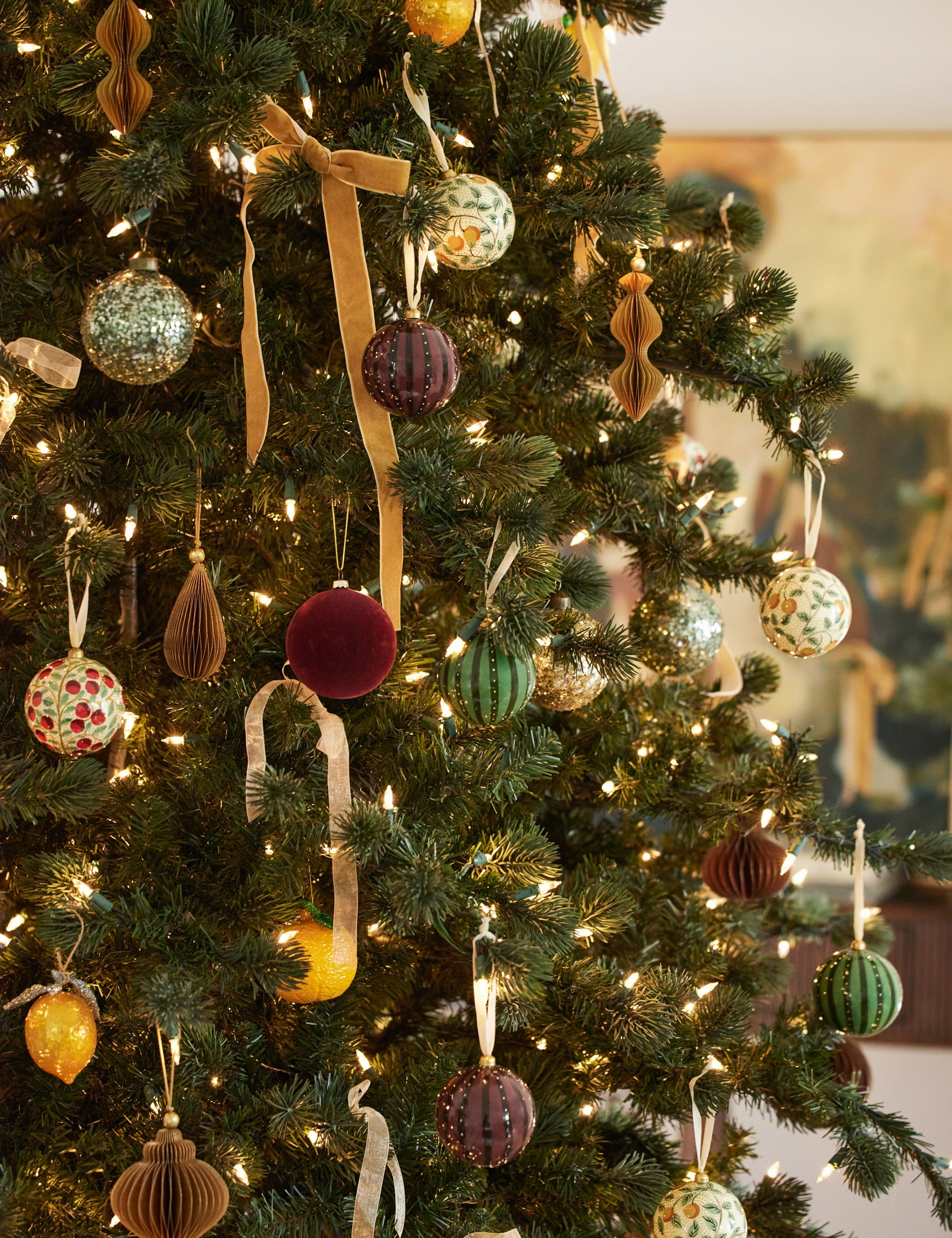 Joelle Ornaments (Set of 2)