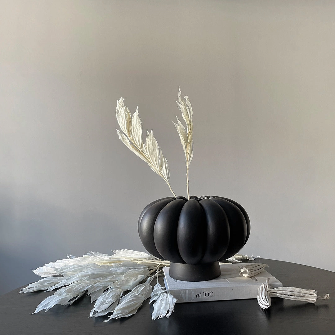 Kabin Vase