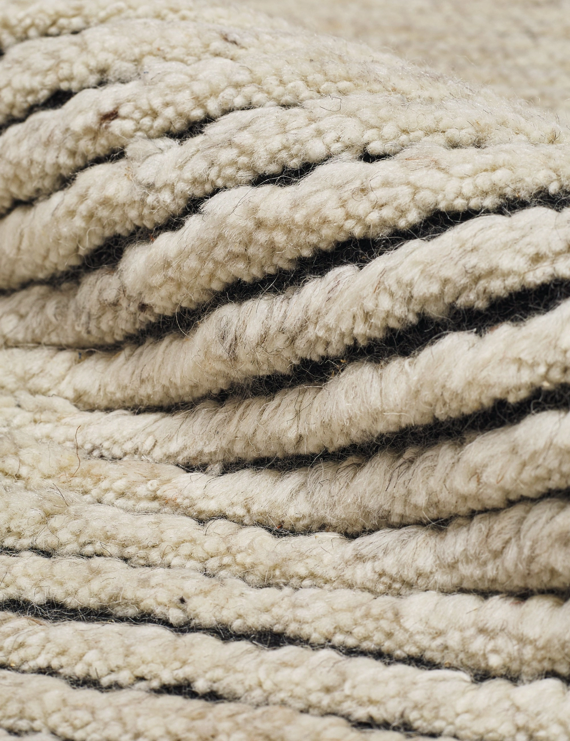 Kenzi Hand-Knotted Wool Rug