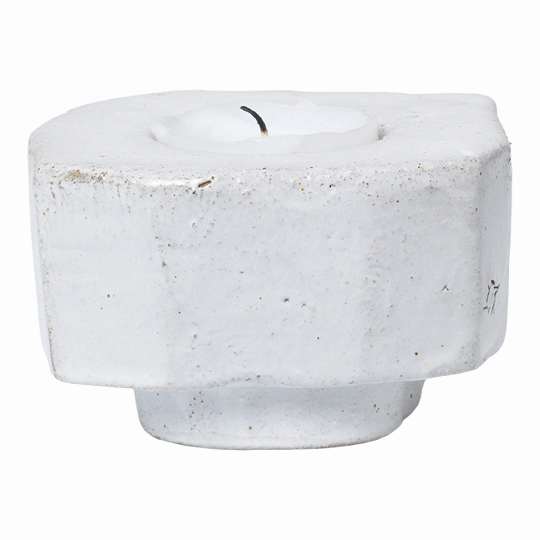 Kurinu Candle Holder