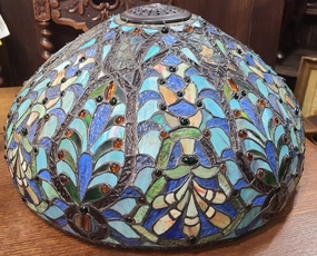 LARGE STAINED GLASS TIFFANY STYLE SHADE interior room decor
