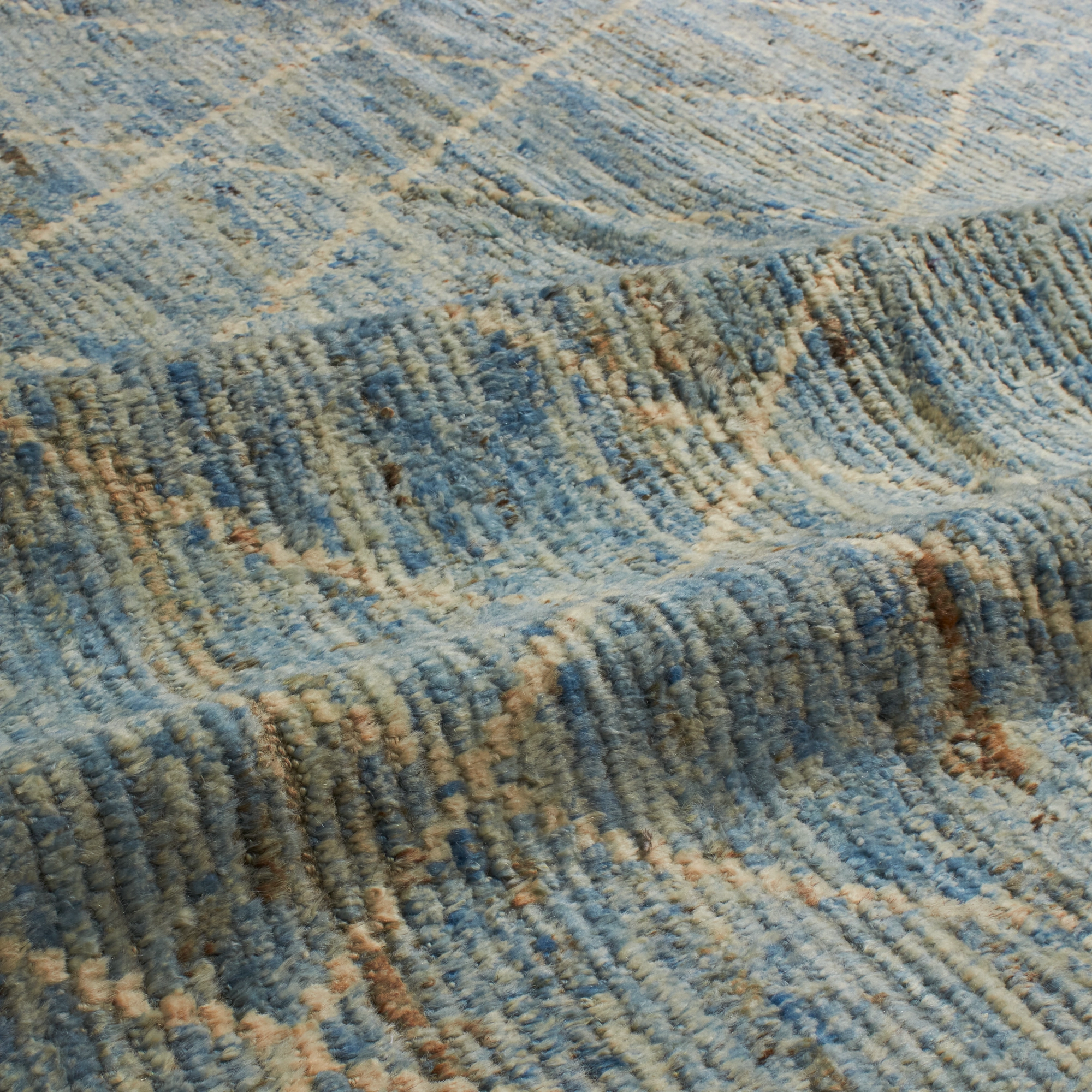 Larmina Blue/Ivory