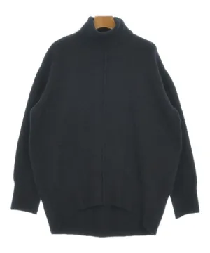 LB.04 Pullover