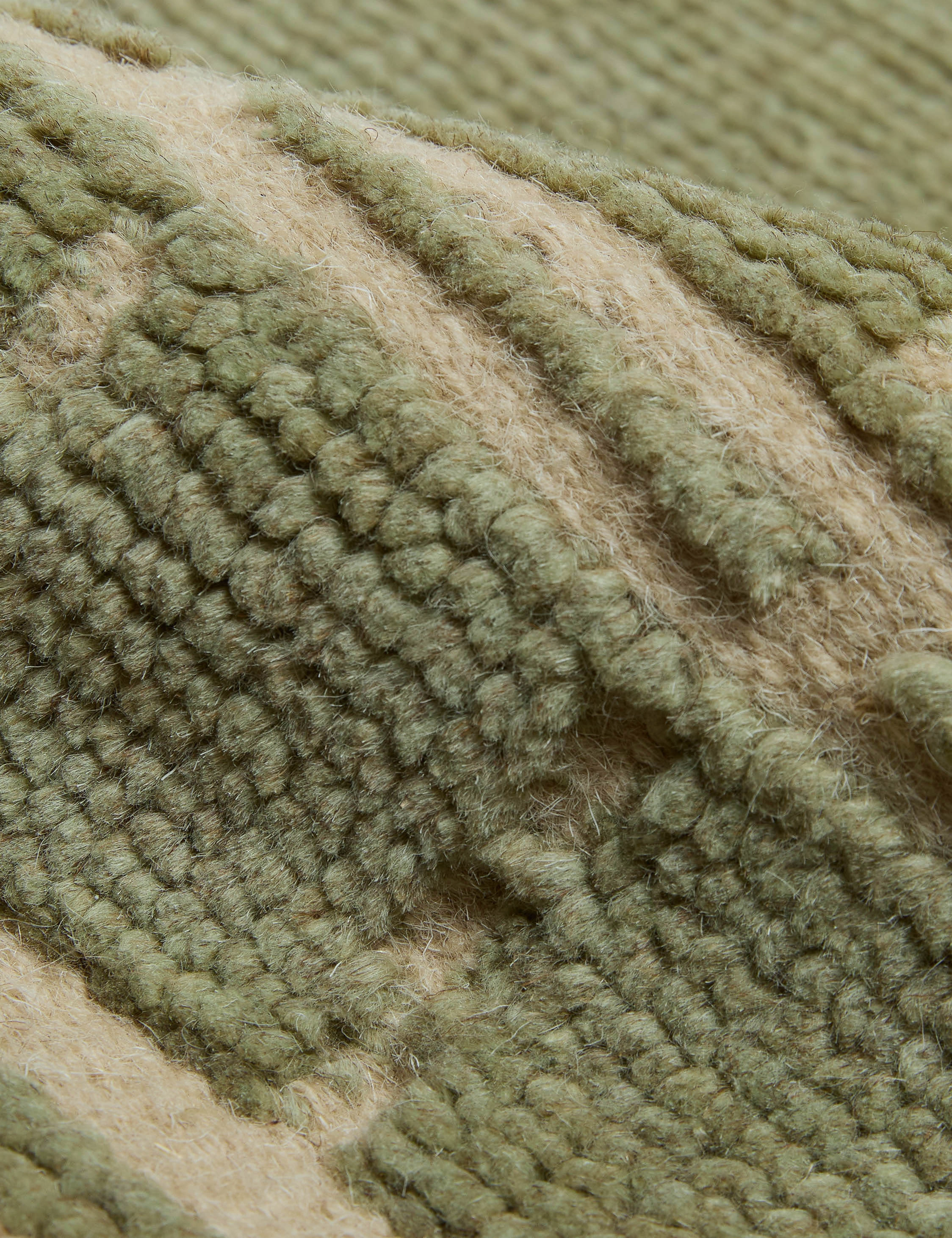 Macario Hand-Knotted Wool Rug