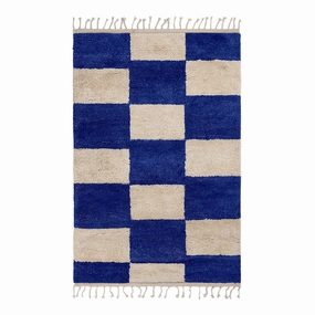 Mara Knotted Rug modern art object