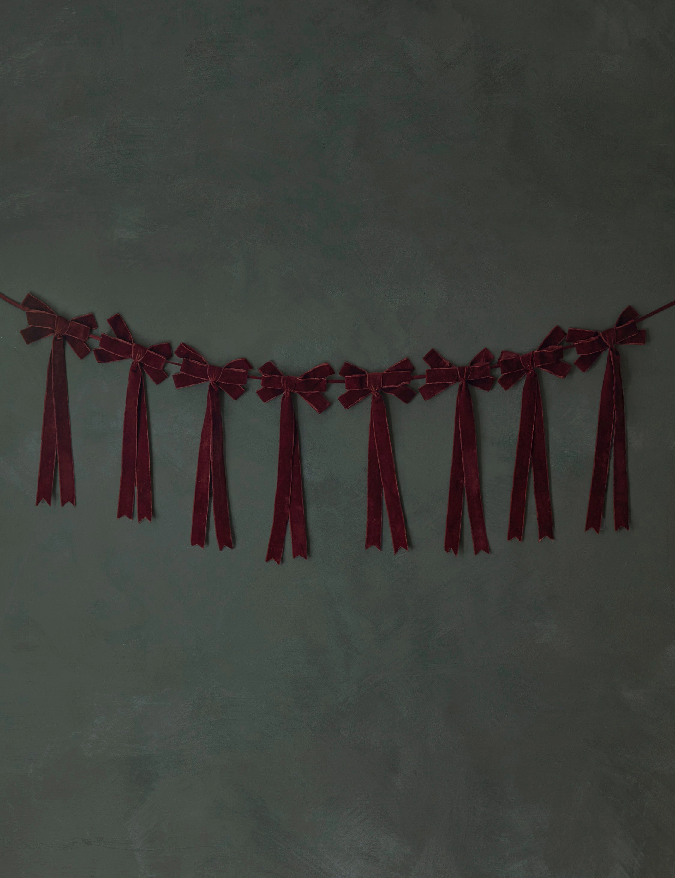 Mauree Velvet Garland decorative tabletop item