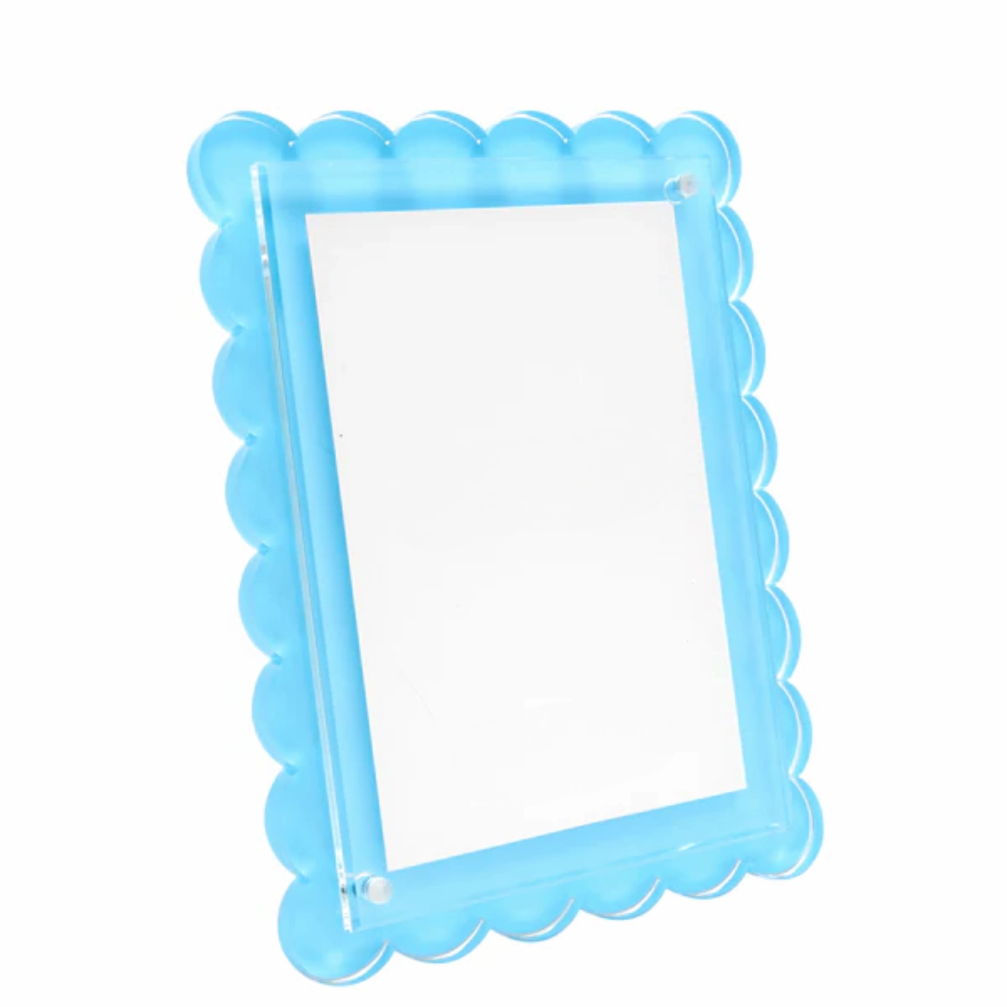 Medium Scalloped Photo Frame