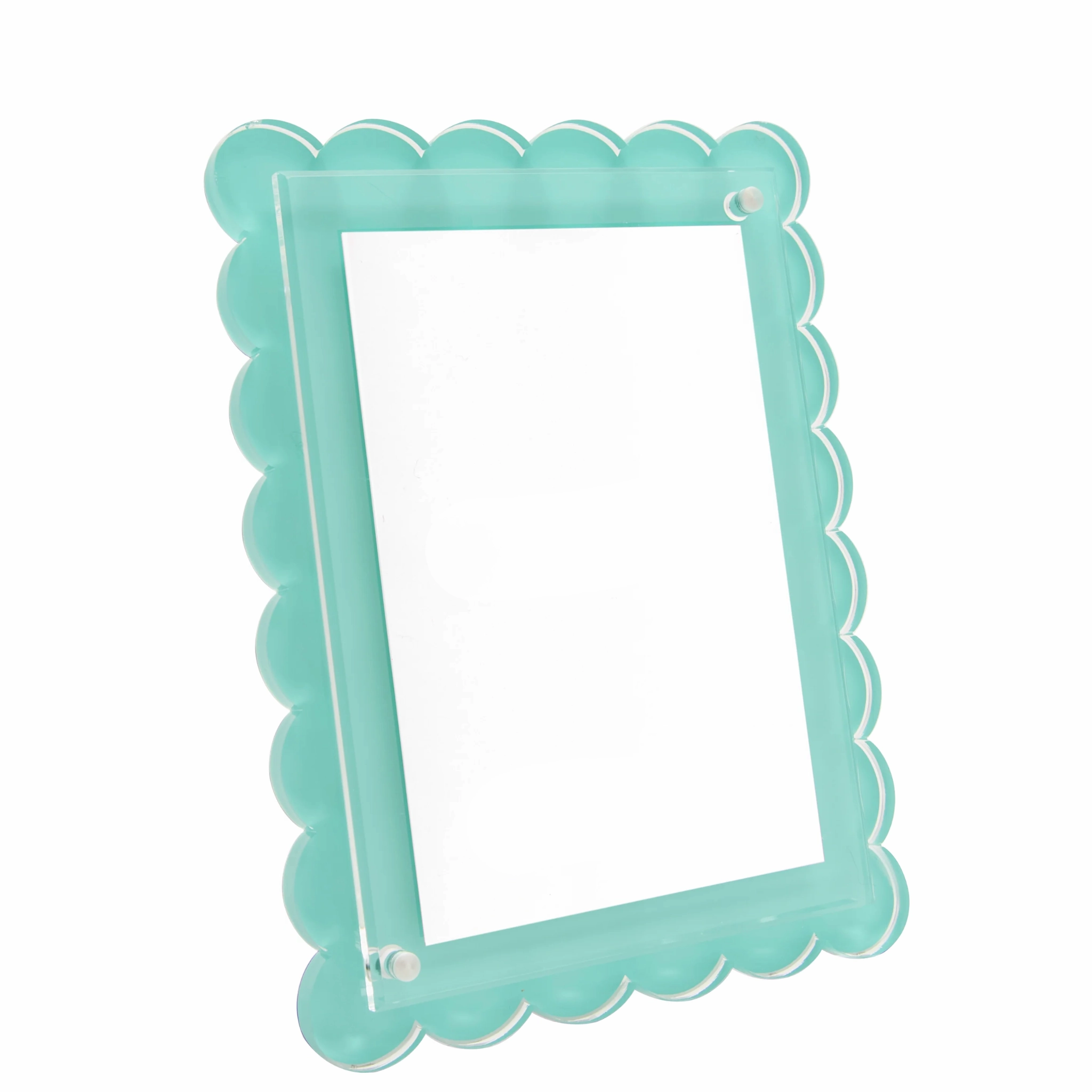 Medium Scalloped Photo Frame
