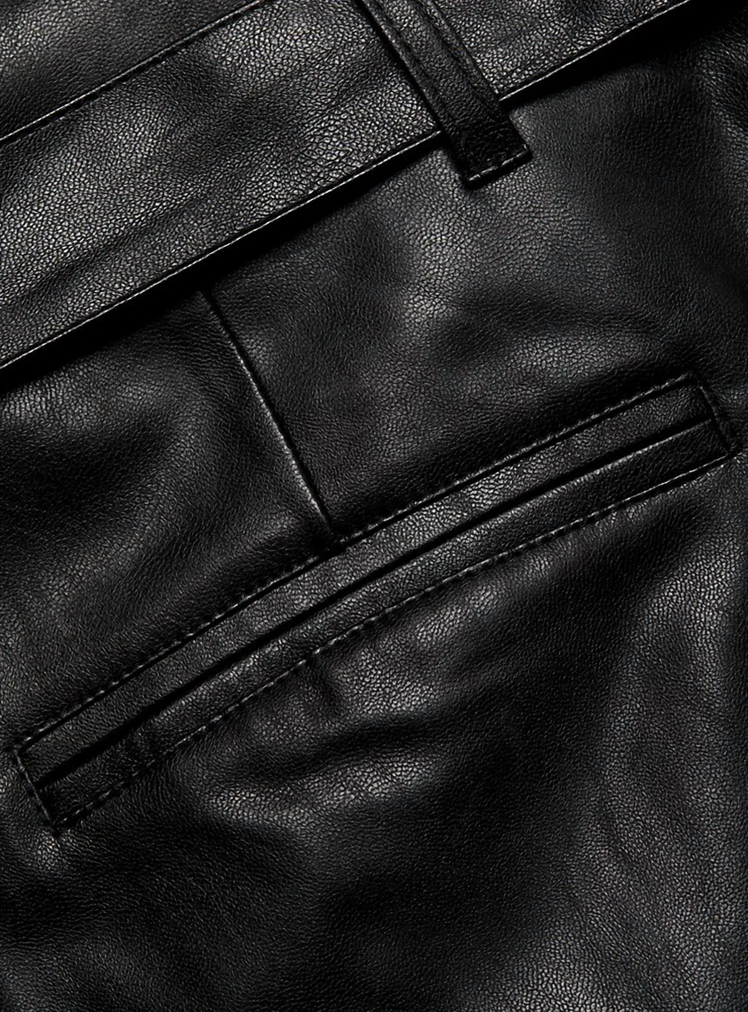 Melila Lederhose in Schwarz